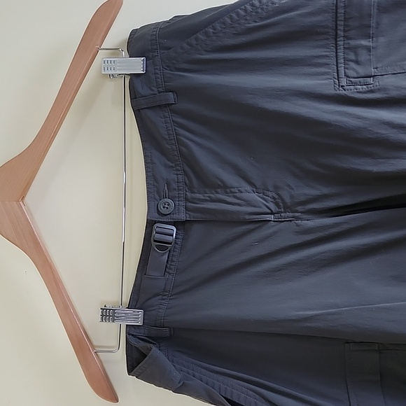 REI Women's Green Relaxed Fit Adjustable Waist Zip Off Outdoor Pants, Size 14 P - Picture 4 of 11